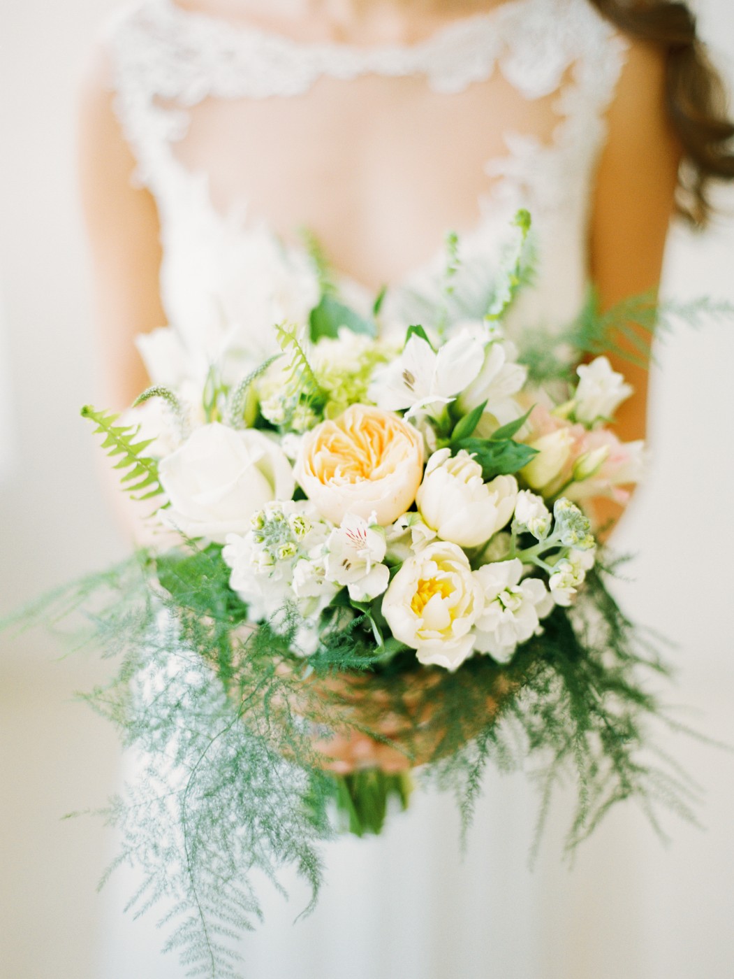 [تصویر:  lexy-bridal-bouquet.jpg]