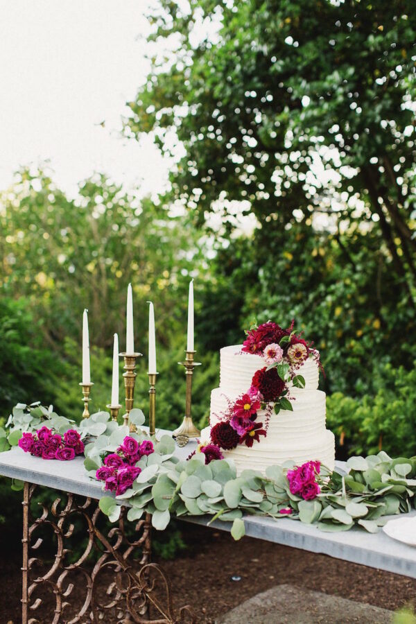 PBF Lake Washington Wedding Cake Flowers
