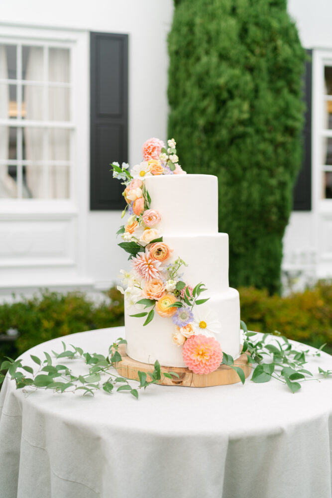 cake flowers, wedding cake flowers, admirals house wedding reception