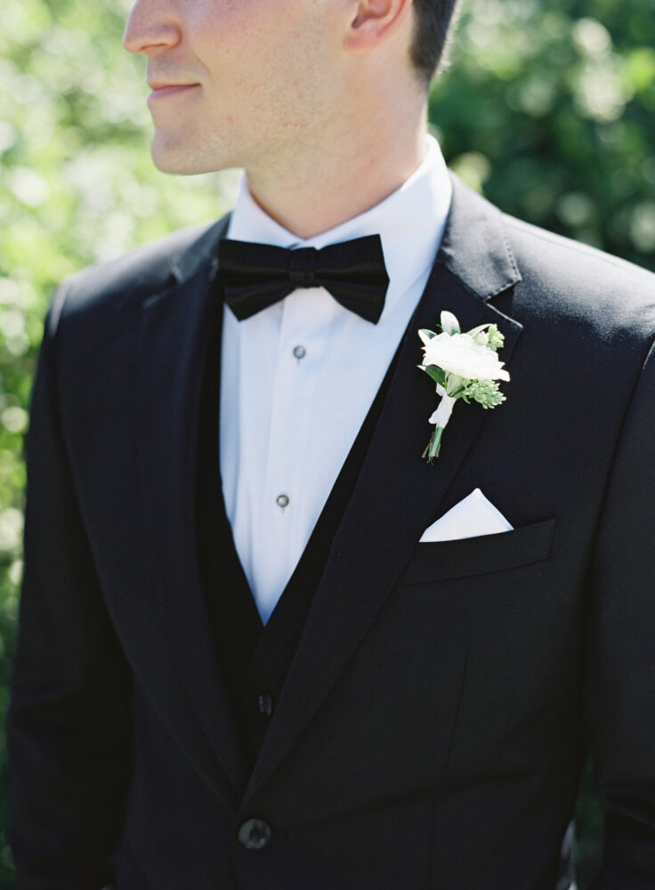 Grooms boutonniere  